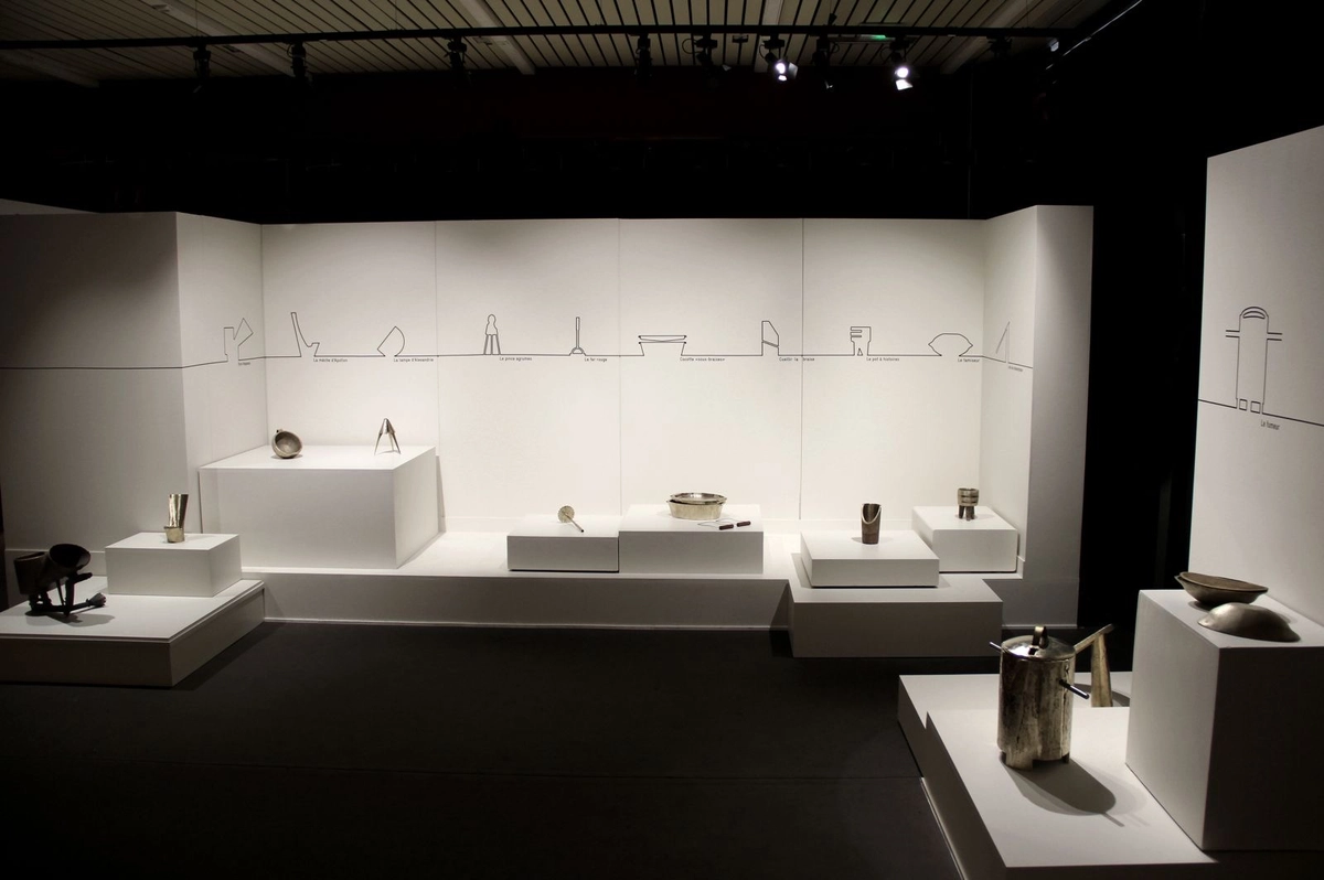 Studio_echelle_un_Plantule_Chloe_Guillemart_Emma_Gitzinger_ESCH22%2816%29_result_result